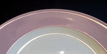 Lade das Bild in den Galerie-Viewer, DESSERTTELLER &quot;Solid Color&quot; - Porzellan, Breiter Starker Farblicher Rand Motiv Dekor, Dibbern Designstudio
