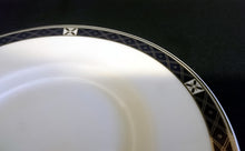 Lade das Bild in den Galerie-Viewer, 2er KAFFEEGEDECK &quot;Classica&quot; - Porzellan, Geometrischer X Kreuz Rand Dekor
