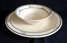 Lade das Bild in den Galerie-Viewer, 2er Set SUPPENTELLER &quot;Scandia Blue (Brickoven Stoneware)&quot; - Keramik / Steingut, Blumen Linien Streifen Dekor
