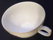Lade das Bild in den Galerie-Viewer, TEETASSE - Porzellan, Goldrand Rosen Blumen Motiv Dekor

