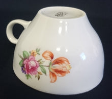 Lade das Bild in den Galerie-Viewer, TEETASSE - Porzellan, Goldrand Rosen Blumen Motiv Dekor
