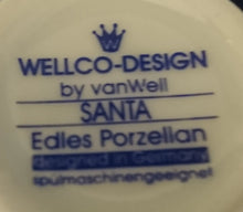 Lade das Bild in den Galerie-Viewer, 2er Set 2er KAFFEEGEDECKE &quot;Santa&quot; - Porzellan, Weihnachtsmann Nikolaus Sterne Schneeflocken Geschenke Motiv Dekor
