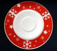 Lade das Bild in den Galerie-Viewer, 2er Set 3er KAFFEEGEDECKE &quot;Santa&quot; - Porzellan, Weihnachtsmann Nikolaus Sterne Schneeflocken Geschenke Motiv Dekor
