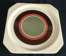 Lade das Bild in den Galerie-Viewer, 2er Set DESSERTTELLER &quot;Avantgarde&quot; - Keramik / Steingut, Modernes Kreise Streifen Dekor, Mittig Grün
