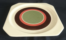 Lade das Bild in den Galerie-Viewer, 2er Set DESSERTTELLER &quot;Avantgarde&quot; - Keramik / Steingut, Modernes Kreise Streifen Dekor, Mittig Grün

