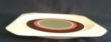 Lade das Bild in den Galerie-Viewer, 2er Set DESSERTTELLER &quot;Avantgarde&quot; - Keramik / Steingut, Modernes Kreise Streifen Dekor, Mittig Grün
