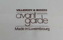 Lade das Bild in den Galerie-Viewer, 2er Set DESSERTTELLER &quot;Avantgarde&quot; - Keramik / Steingut, Modernes Kreise Streifen Dekor, Mittig Grün
